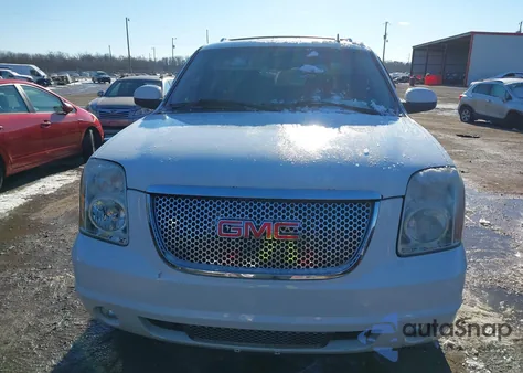 2007 GMC Yukon Xl 1500 Denali z USA, uszkodzony, nr VIN 1GKFK66887J383361